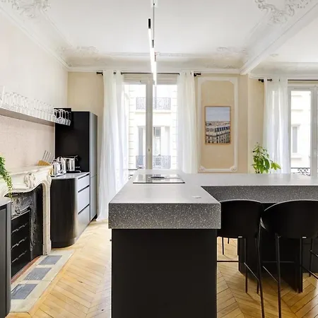 Prestige Marais Apartment Paris